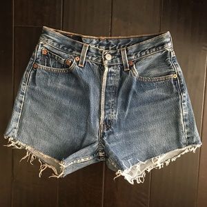 Vintage Levi cut-off Shorts